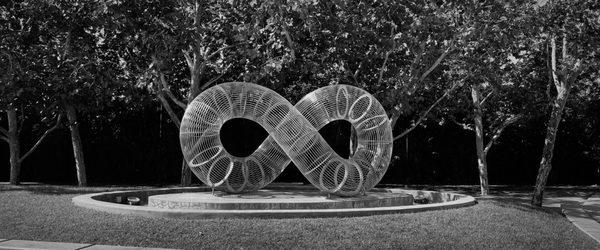 Infinite sculpture