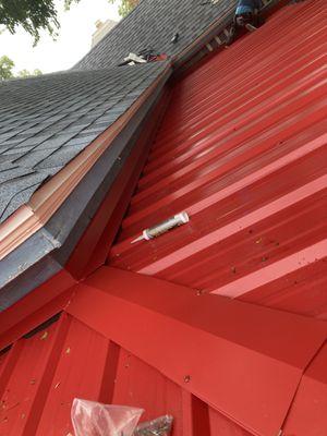 Metal roof R-Panel, color: deep red