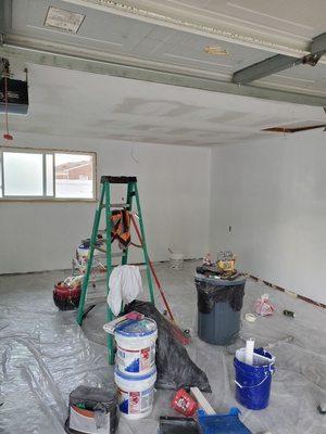 Priming garage