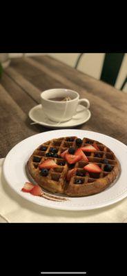 Belgian Waffles #gf #vegan #df #canesugarfree #keto