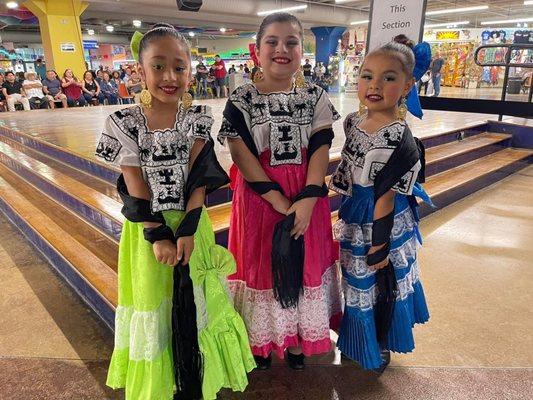 Youth ballet folklorico dance performance at Market Square in downtown San Antonio.