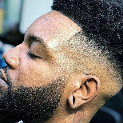 That sharp razor lineup on this bald fade haircut. #immaculatecuts #downtownsacramento