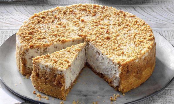 Butter pecan cheesecake