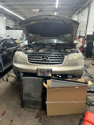 Radiator Replacement on 2004 Infiniti Fx35