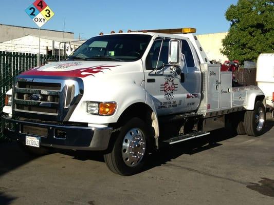 F-750 medium duty truck