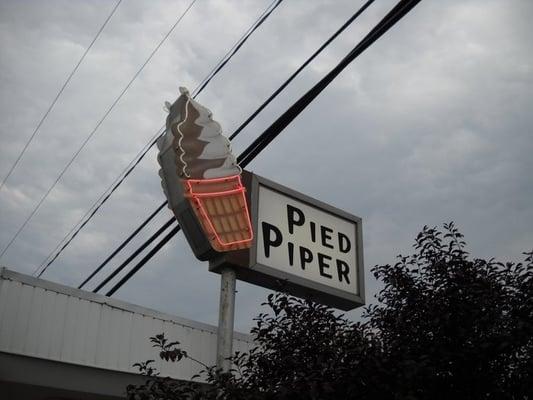 Pied Piper Sign