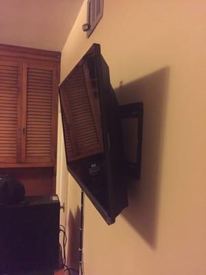 32" TV with tilt wall mount