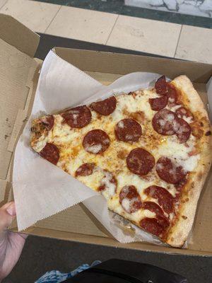 Pepperoni Pizza slice $6!!! Great customer service.