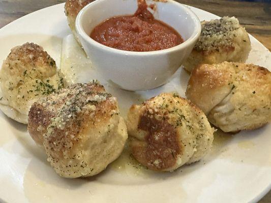 Garlic Knots