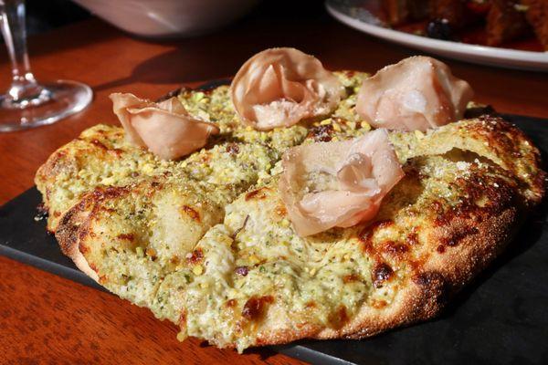 For Oliver's Pinsa Romana (Roman-Style Pizza), we had the Mortadella & Pistachio made with fresh pesto, & fior di latte mozzarella.