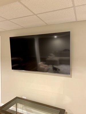 TV Mounting Example