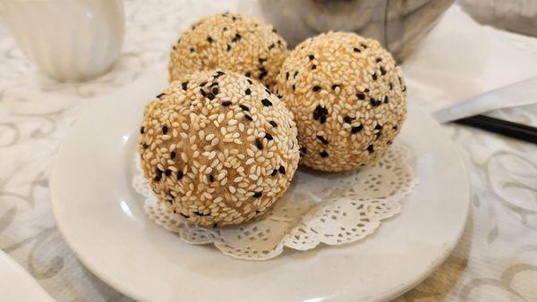 Sesame balls