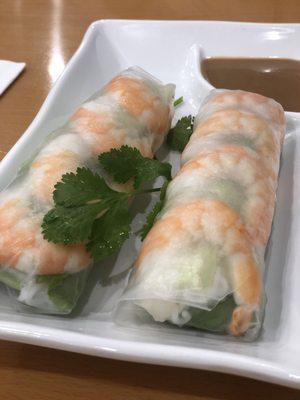 Shrimp summer rolls