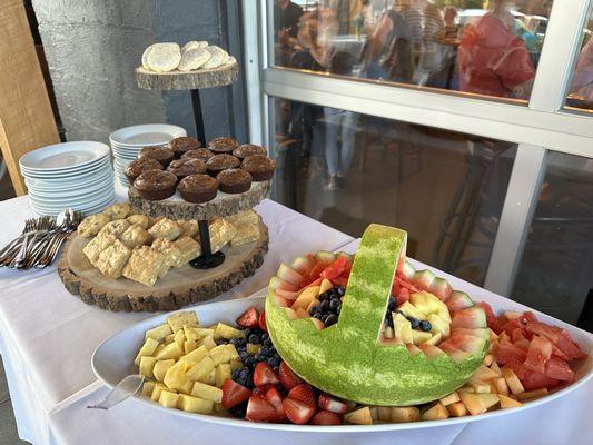 The dessert spread ... sooooo good!