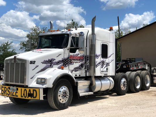 Specialized Transport Truck