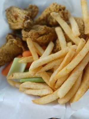 Lemon Pepper Wings basket