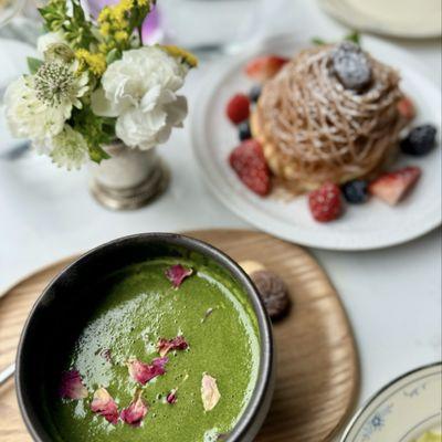 Matcha Rose Latte / mini Mont Blanc Souffle Pancake