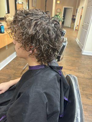 Adding some texture with a perm for this dude! I was really happy with the results and so was he! #kidshair#yexture#perms#familysalon