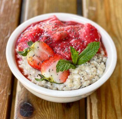 STRAWBERRY RHUBARB COMPOTE OVER OLD FASHIONED OATMEAL