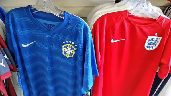 2014 FIFA World Cup jerseys: Brazil and England