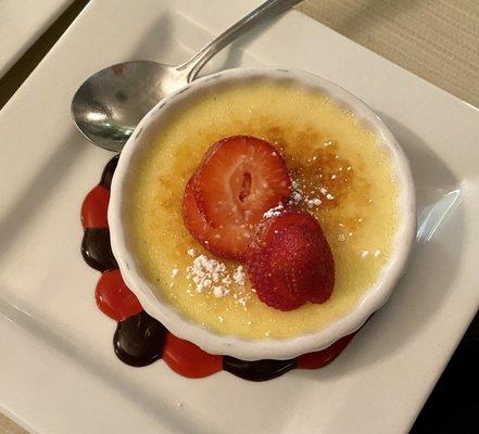 Vanilla bourbon creme brûlée