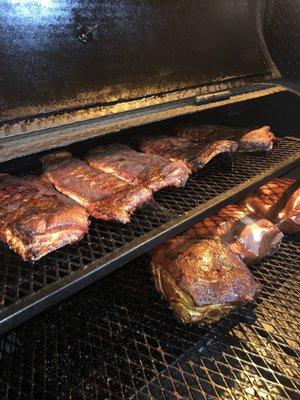 Smoke Ribs,briskets and Pork Butt