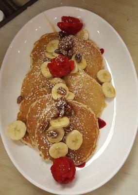 Pancakes & pecans, banana. strawberry roses