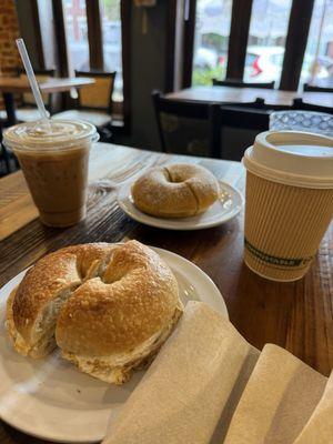 Egg & Cheese French toast bagel