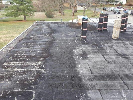 We specialize in flat roofs