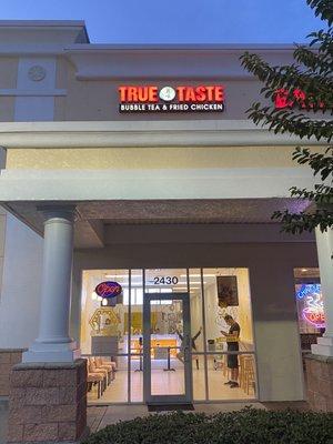 Outside of True Taste Fried Chicken & Bubble Tea!