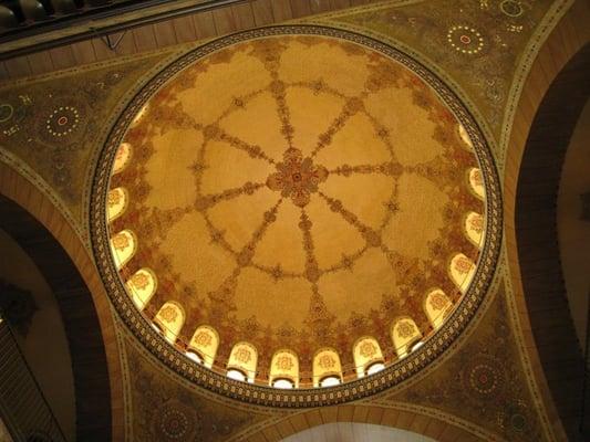 Inside the clubhouse, looking up at the dome