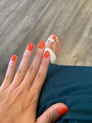 Gel mani & regular pedi