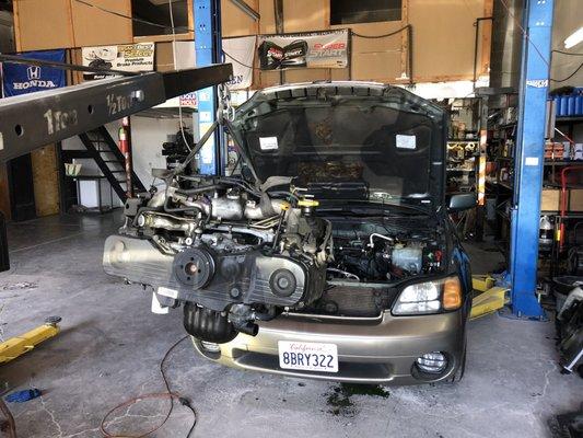 2002 Subaru outback 2.5 L engine replacement