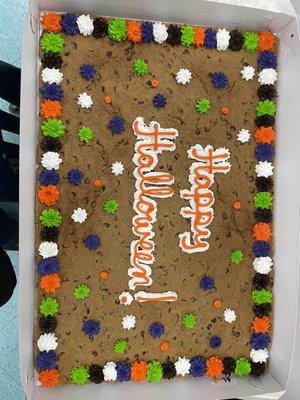 Yummy Halloween cookie cake!