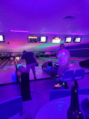 Black light bowling