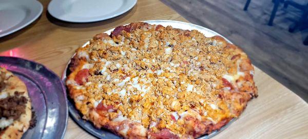 Raging cajun pizza