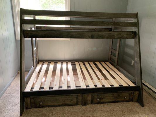 Bunk bed