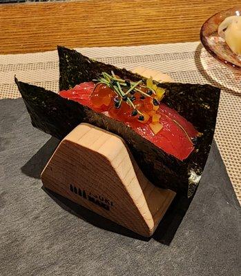 Ahi taku maki