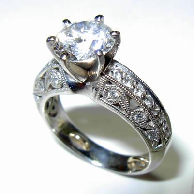 Beautiful paisley-inspired engagement ring!