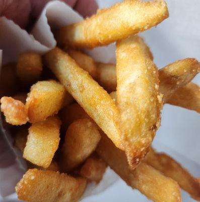 Delicious fries! Very crispy.