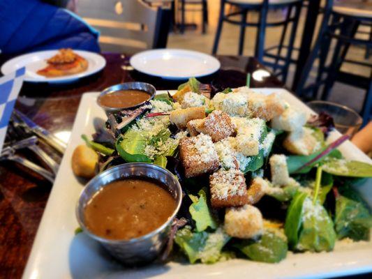 Caeaser salad with chicken and balsamic dressing