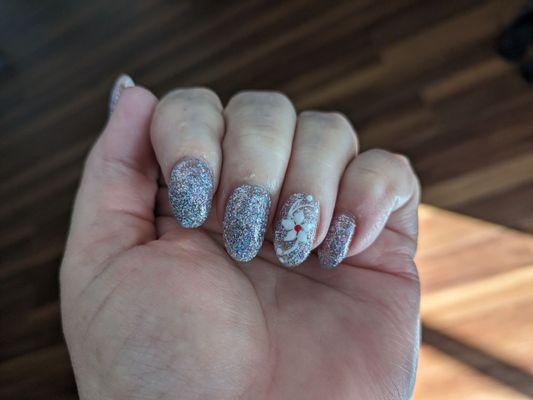 Sparkly gel nails 02-28-24