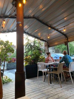 Covered eating area on Fairmount Ave