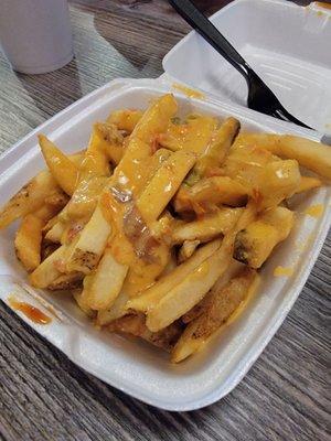 Queso fries