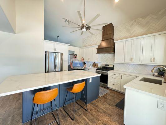 We love turning dream kitchens into reality. More projects: https://phxhomeremodeling.com/kitchen-bath-renovation/tempe-az/