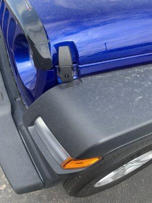 Locking hood latch