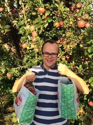 Who doesn't love apple picking!?