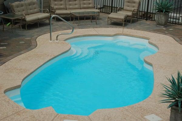 St. Clair In Ground Fiberglass Swimming Pool by Midwest / Leading Edge Pools