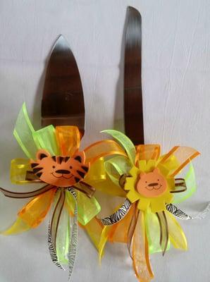 accesorios decorados para tu fiesta
 pala y cuchillo