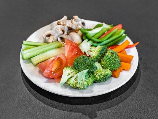 fresh crisp veggies, served with choice of homemade dipping sauce